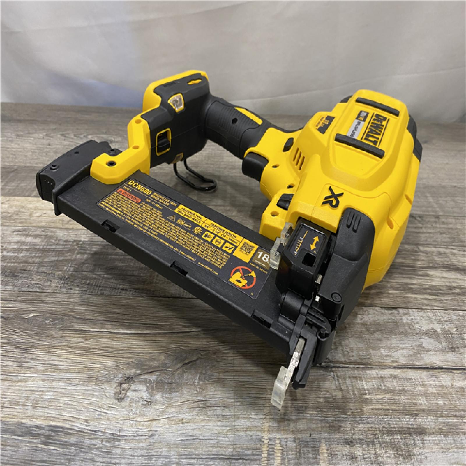 AS-IS DEWALT 20V MAX XR Lithium-Ion Electric Cordless 18-Gauge Brad Nailer (Tool Only)