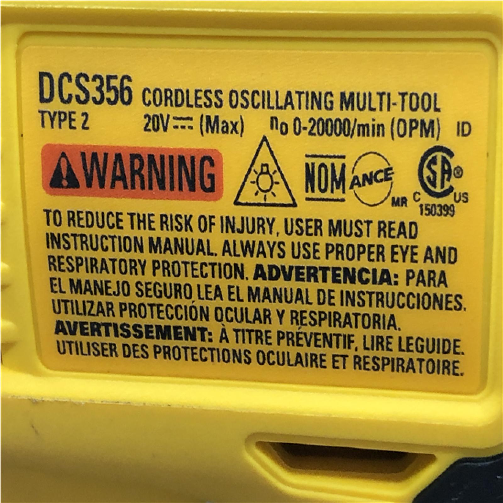 AS-IS DEWALT 20V MAX XR Cordless Brushless 3-Speed Oscillating Multi Tool Kit