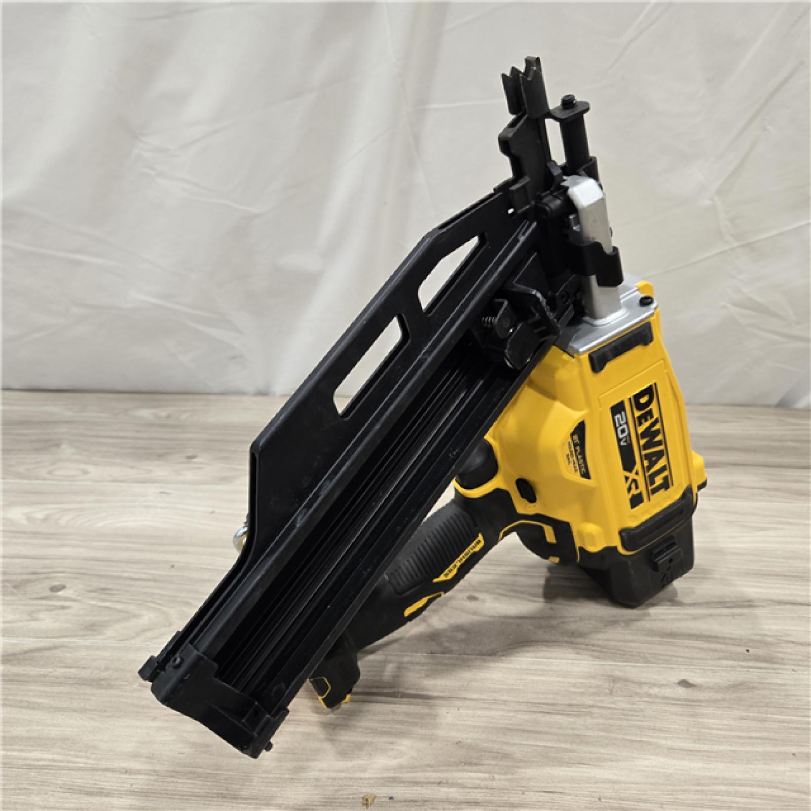 AS-IS DEWALT 20-Volt 21° Cordless Framing Nailer (Tool-Only)