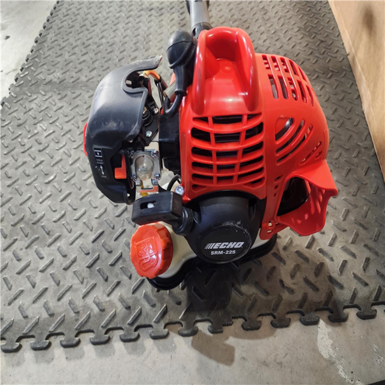 HOUSTON LOCATION - AS-IS Echo SRM-225 21.2cc 2 Stroke Fuel Efficient Durable Gas Straight Shaft Trimmer