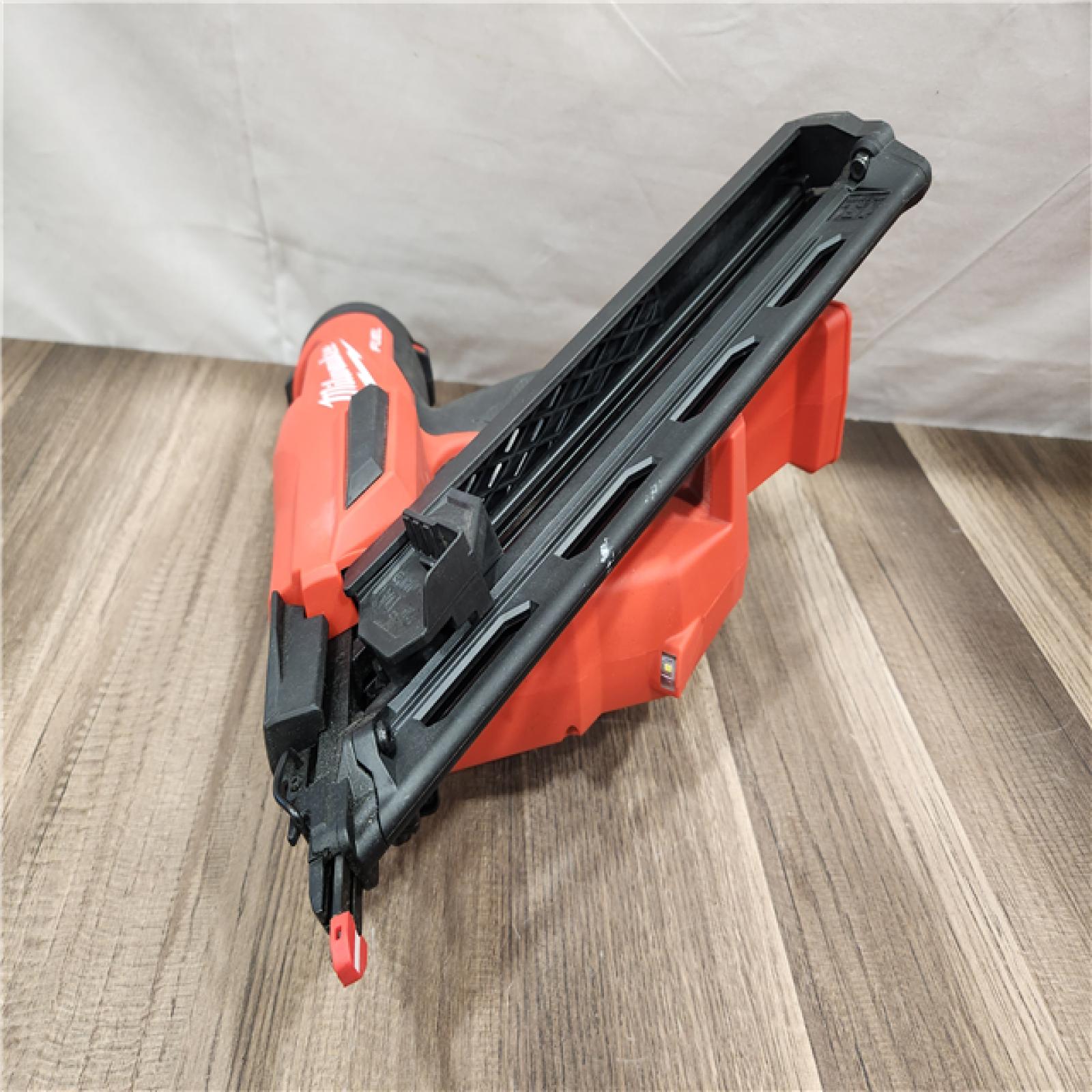 AS-IS- MILWAUKEE 15 GAUGE FINISH NAILER (TOOL ONLY)