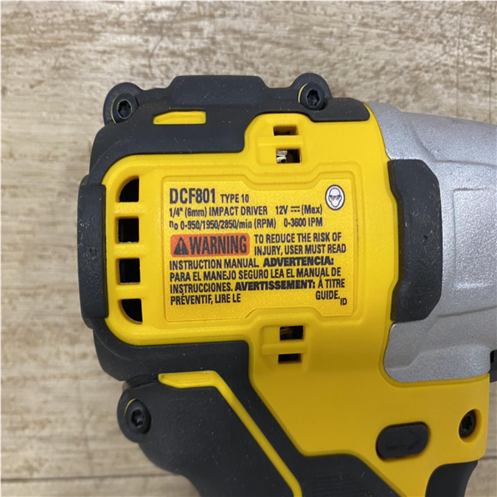 AS-IS DEWALT Atomic 20V Max Lithium-Ion Brushless Cordless Compact 1/4 in. Impact Driver Kit