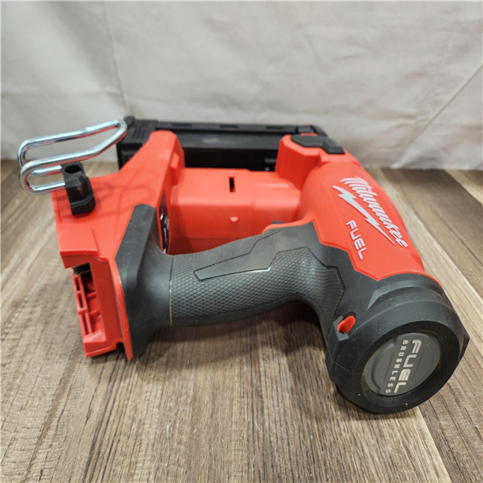 AS-IS- MILWAUKEE FUEL 18V Cordless 18-Gauge 1/4 in. Narrow Crown Stapler (Tool-Only)
