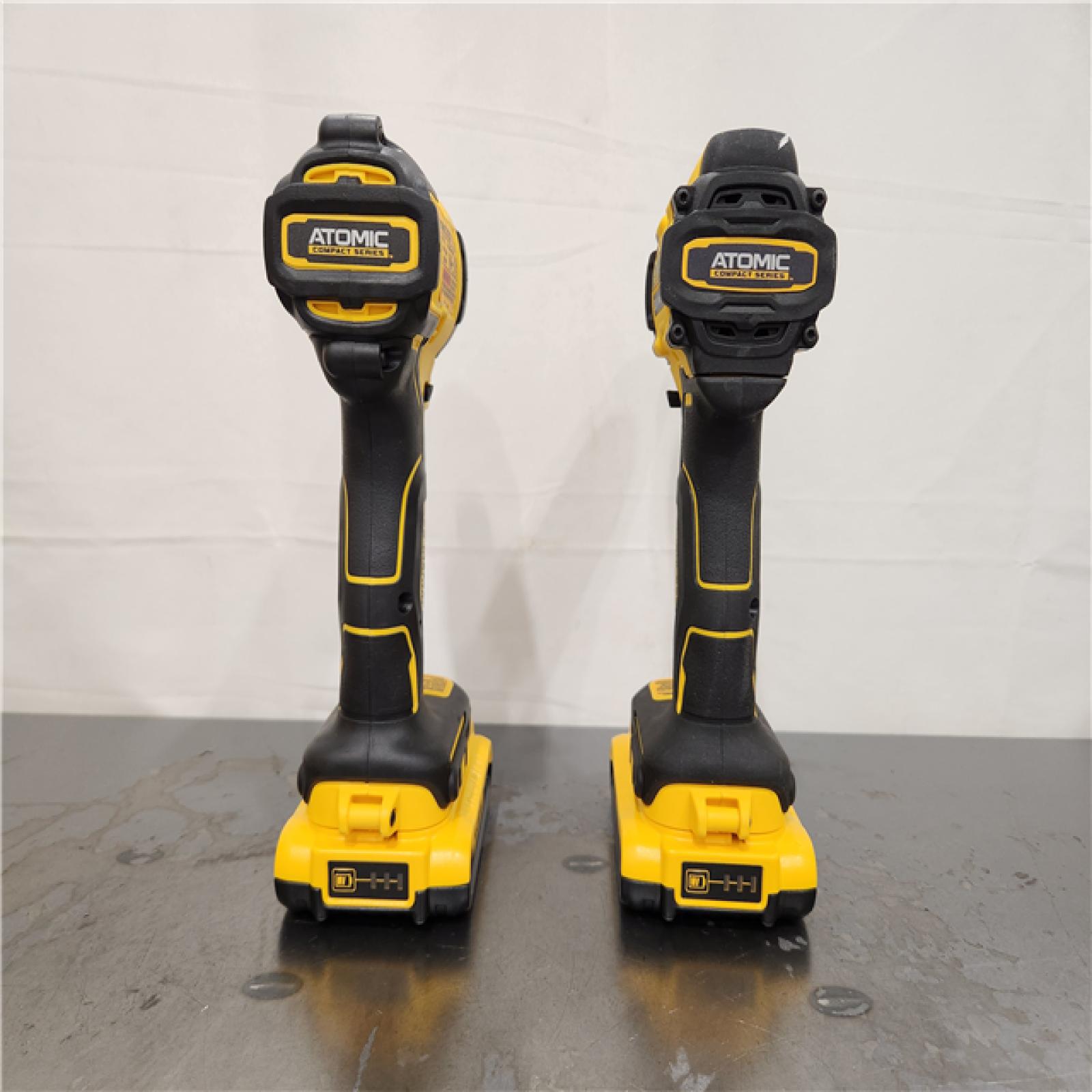 AS-IS- DEWALT ATOMIC 20-Volt MAX Lithium-Ion Cordless Combo Kit