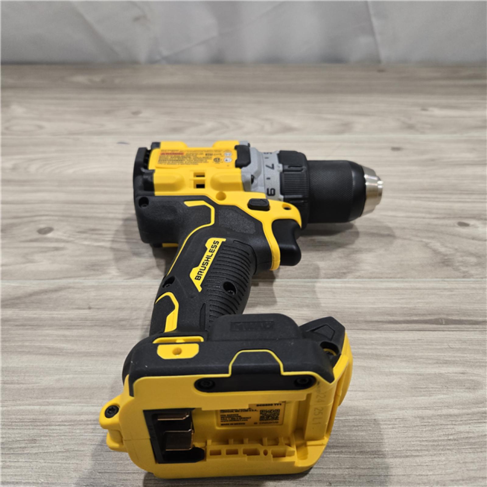 AS-IS DEWALT 20V MAX XR Cordless Drill/Driver Kit