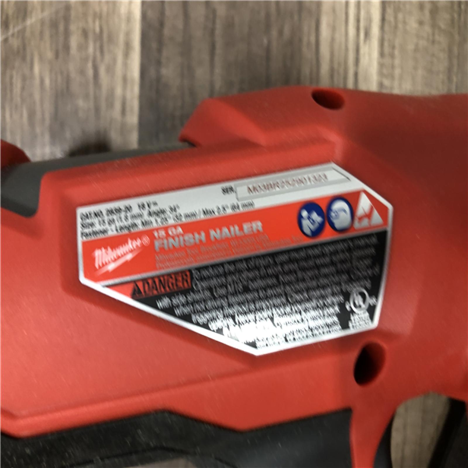 AS-IS Milwaukee  FUEL 18-Volt Lithium-Ion Brushless Cordless Gen II 15-Gauge Angled Finish Nailer (Tool-Only)