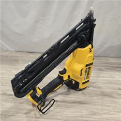 AS-IS DeWalt 15 GA ANGLED FINISH NAILER KIT