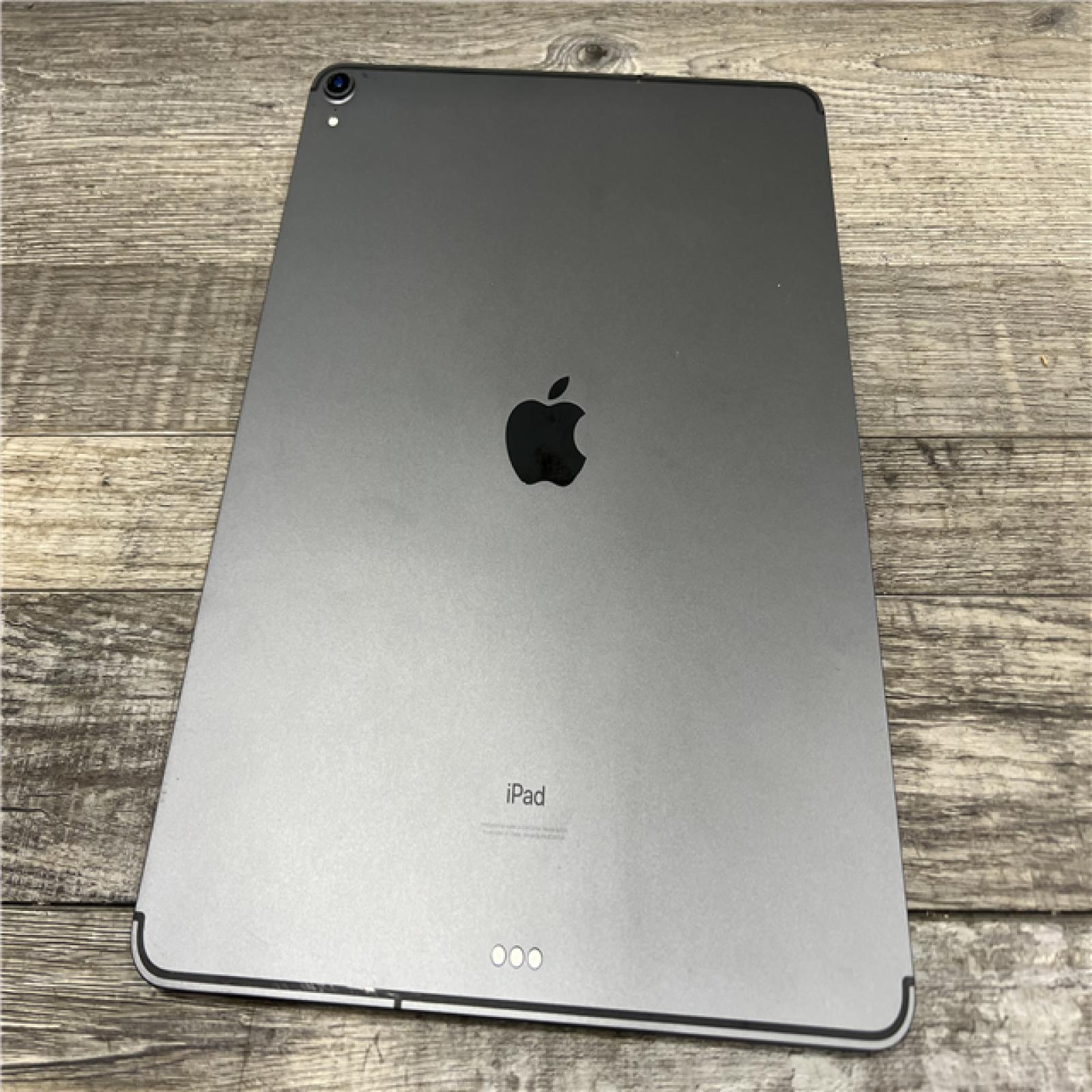 AS-IS Apple - 12.9-Inch iPad Pro (3rd Generation) with Wi-Fi + Cellular - 64GB - Space Gray