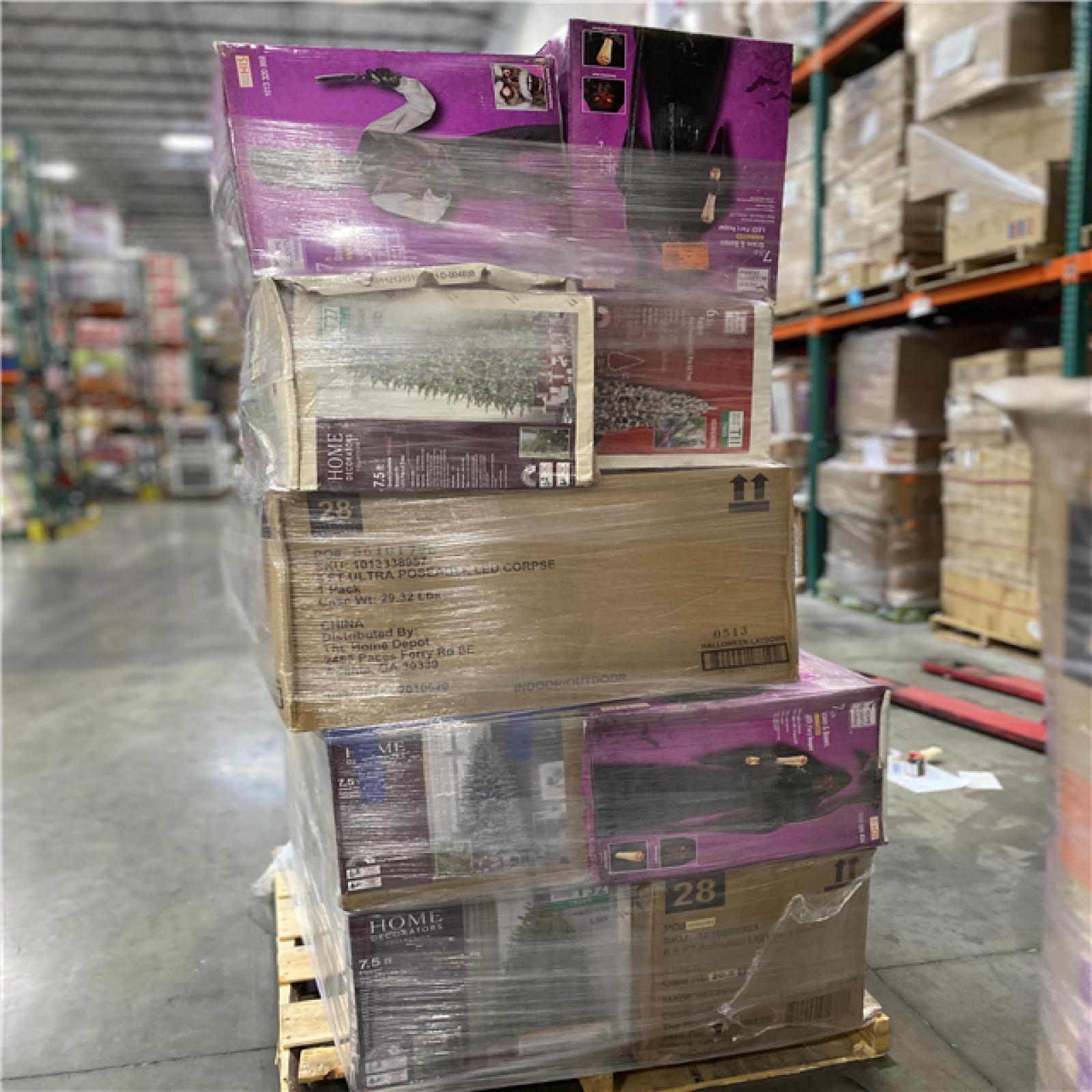Dallas Location - Holiday Pallet