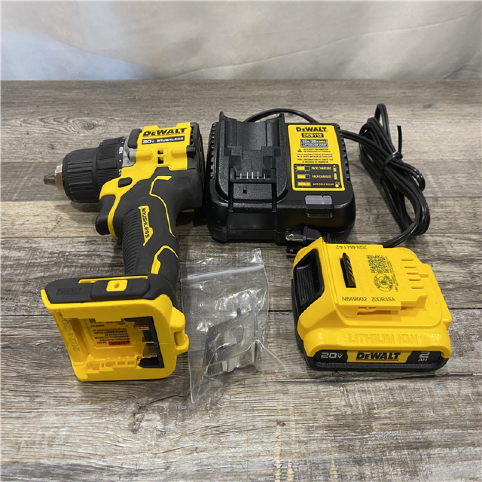 AS-IS DEWALT Atomic 20V Lithium-Ion Cordless Compact 1/2 in. Drill/Driver Kit