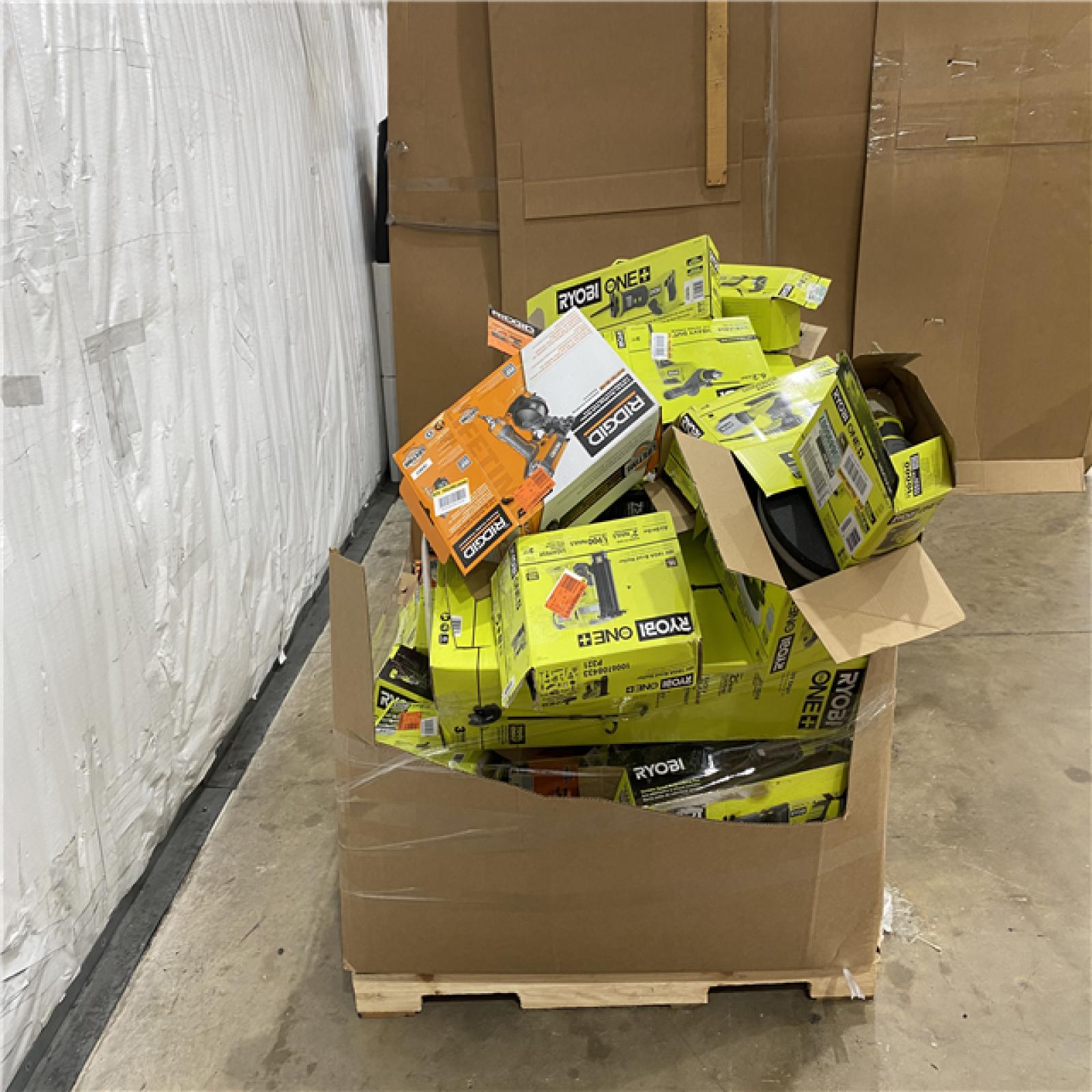 Houston Location AS IS - Tool Pallet