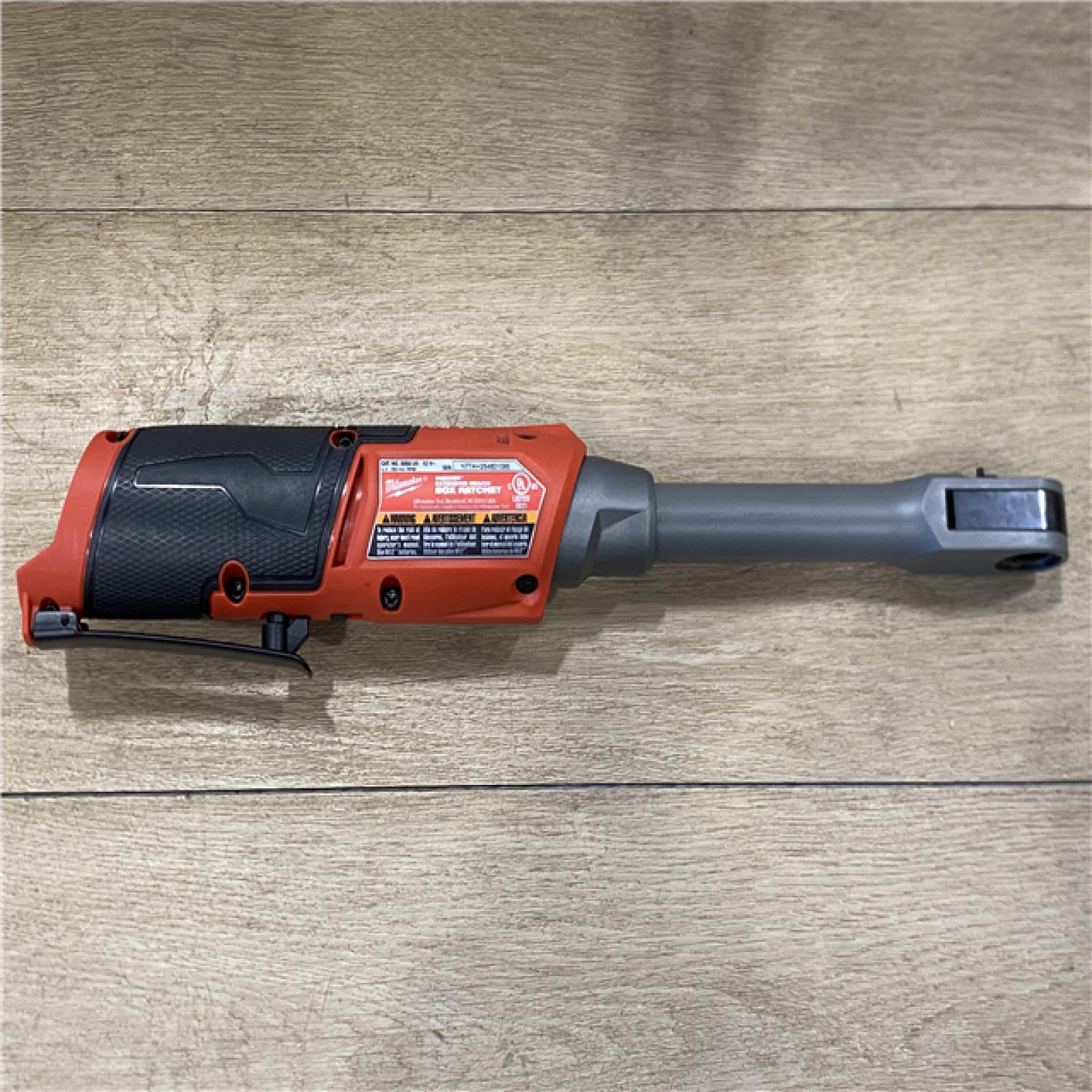 AS-IS Milwaukee FUEL INSIDER 12V Lithium-Ion Brushless Cordless 1/4 in. - 3/8 in. Extended Reach Box Ratchet (Tool-Only)