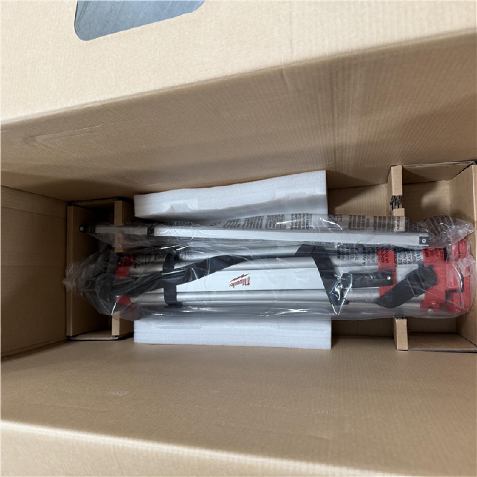 California NEW MILWAUKEE Rotary Laser Level Kit w/Receiver, Tripod & Grade Rod