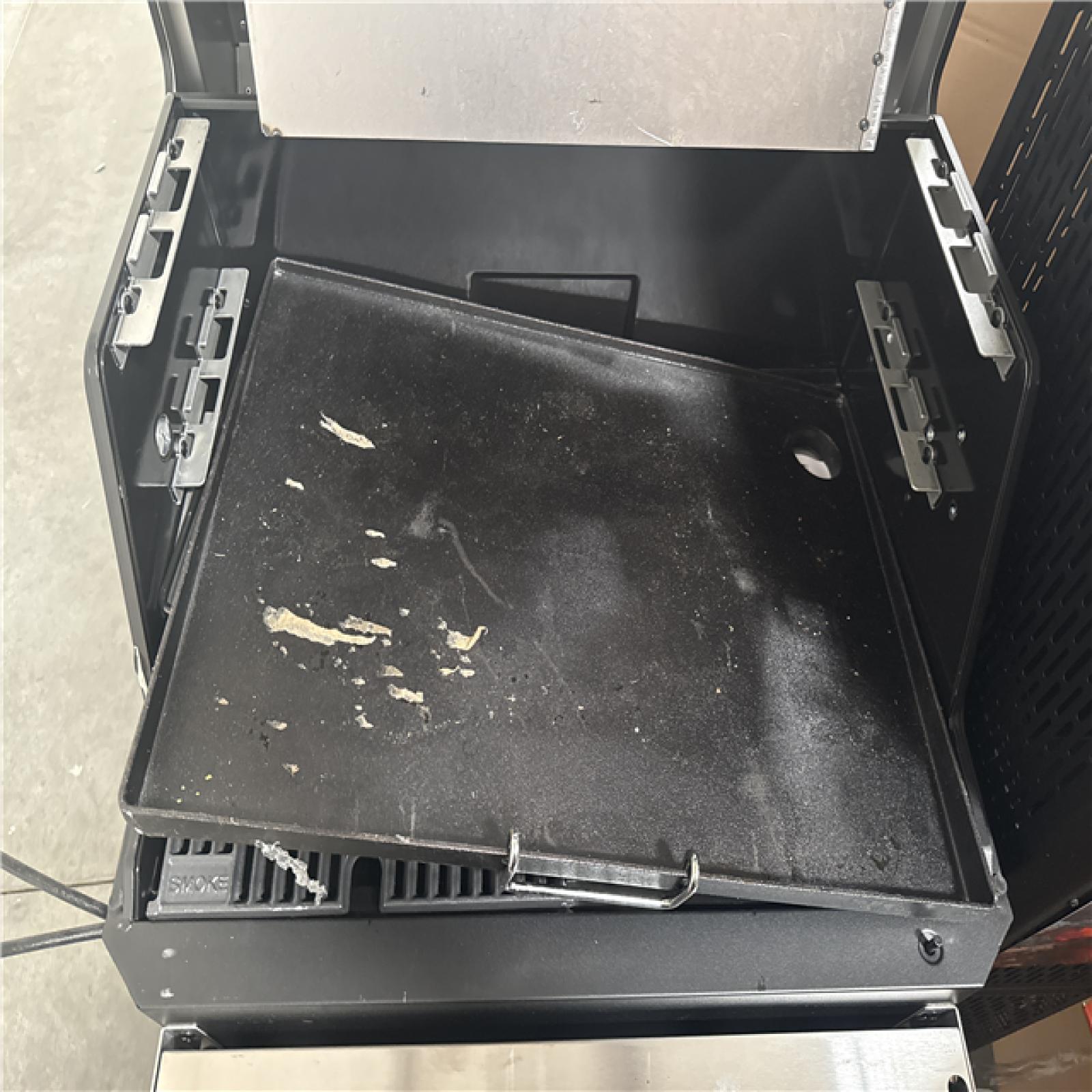 CALIFORNIA AS-IS MASTERBUILT DIGITAL CHARCOAL GRILL 800 SERIES HOME IMPROVEMENT PALLET