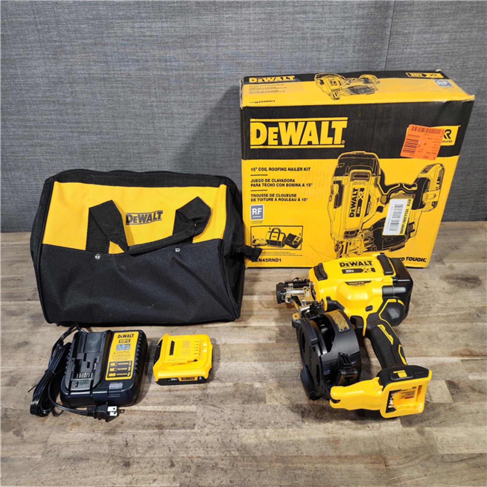 HOUSTON LOCATION - AS-IS DEWALT Roofing Nailer Cordless Kit
