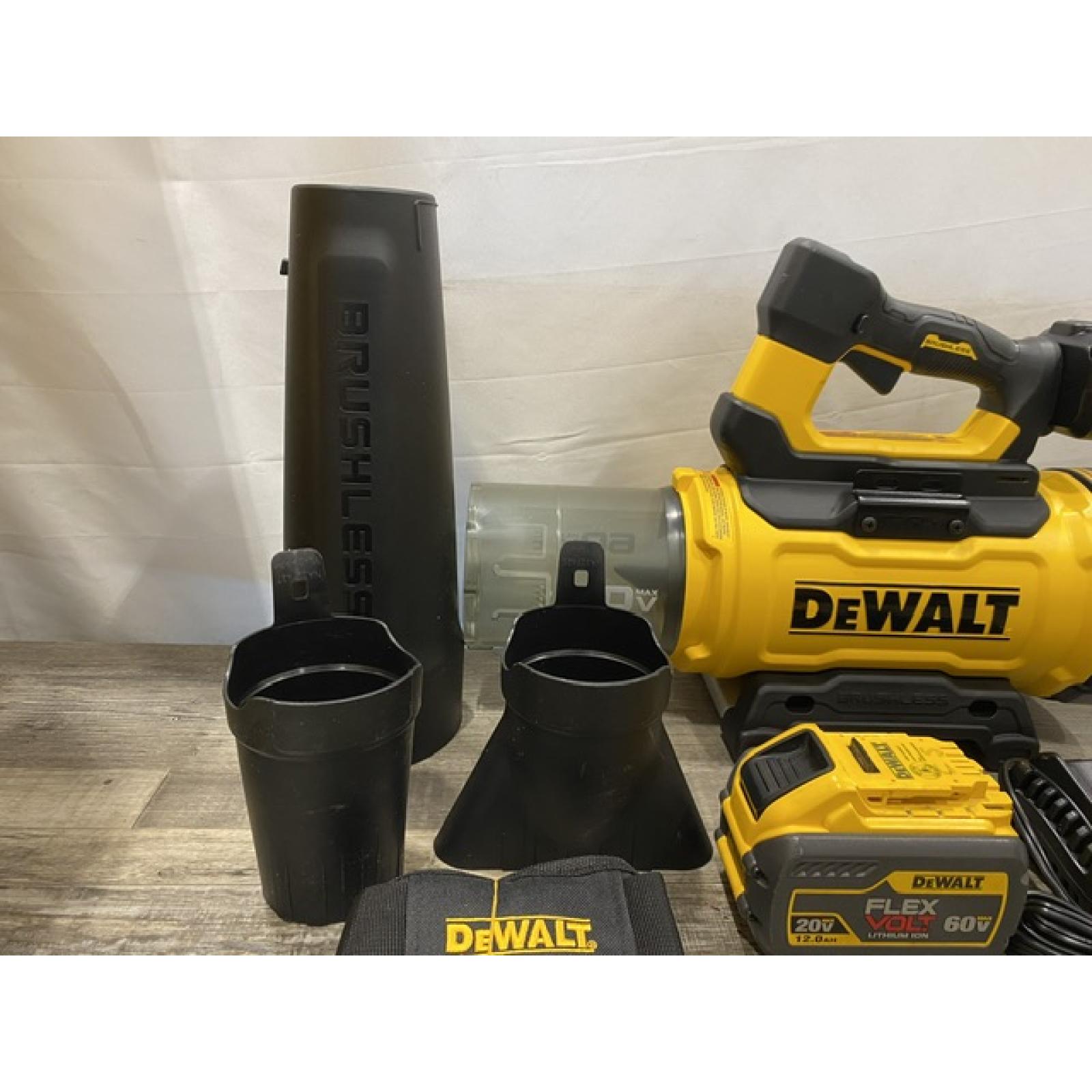 AS-IS DEWALT FLEXVOLT 60V MAX 160 MPH 760 CFM Brushless Cordless Axial Blower Kit