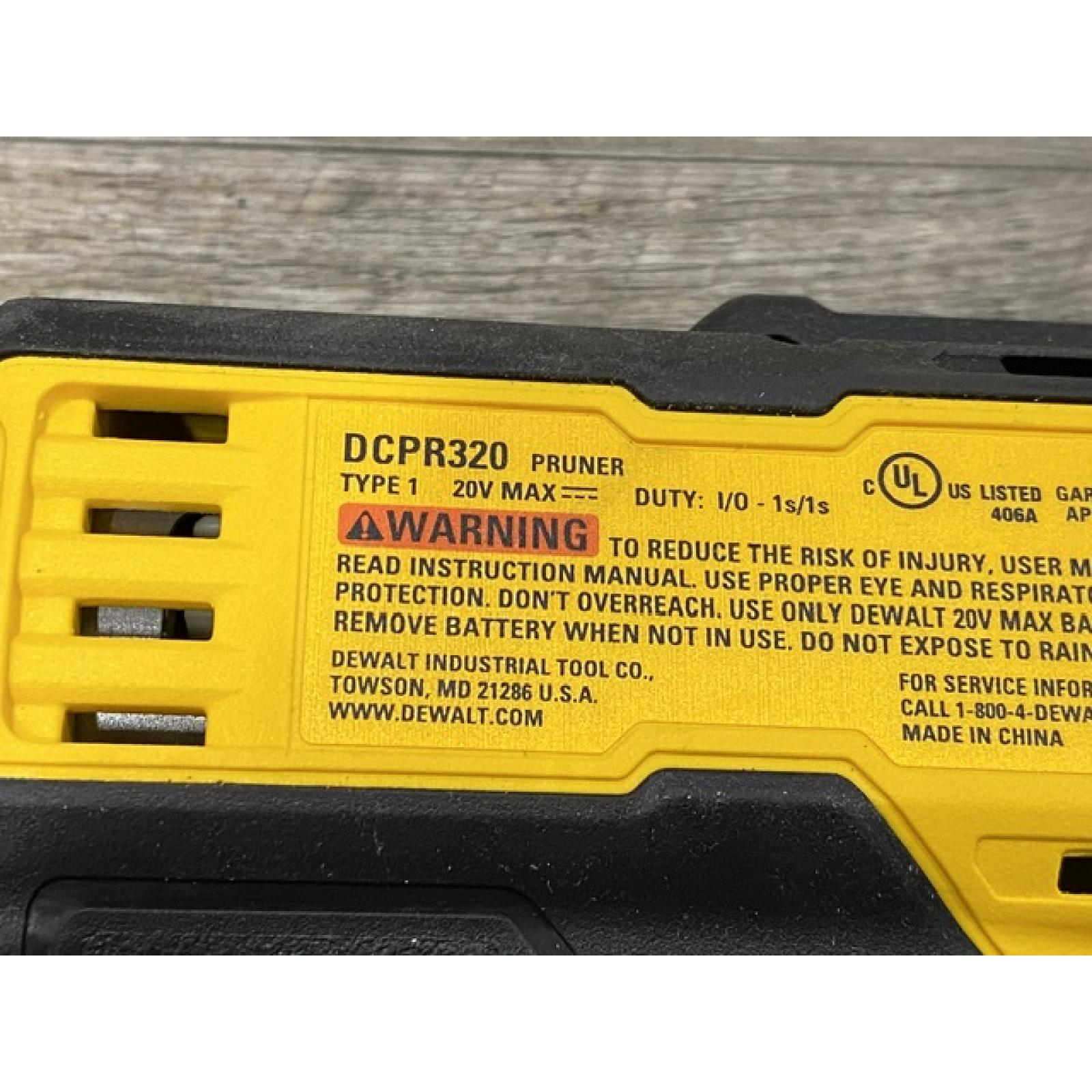 AS-IS DEWALT 20V MAX Cordless Battery Powered Pruner Kit