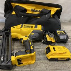 AS-IS DEWALT 20V MAX XR 16-Gauge Electric Cordless Angled Finishing Nailer Kit
