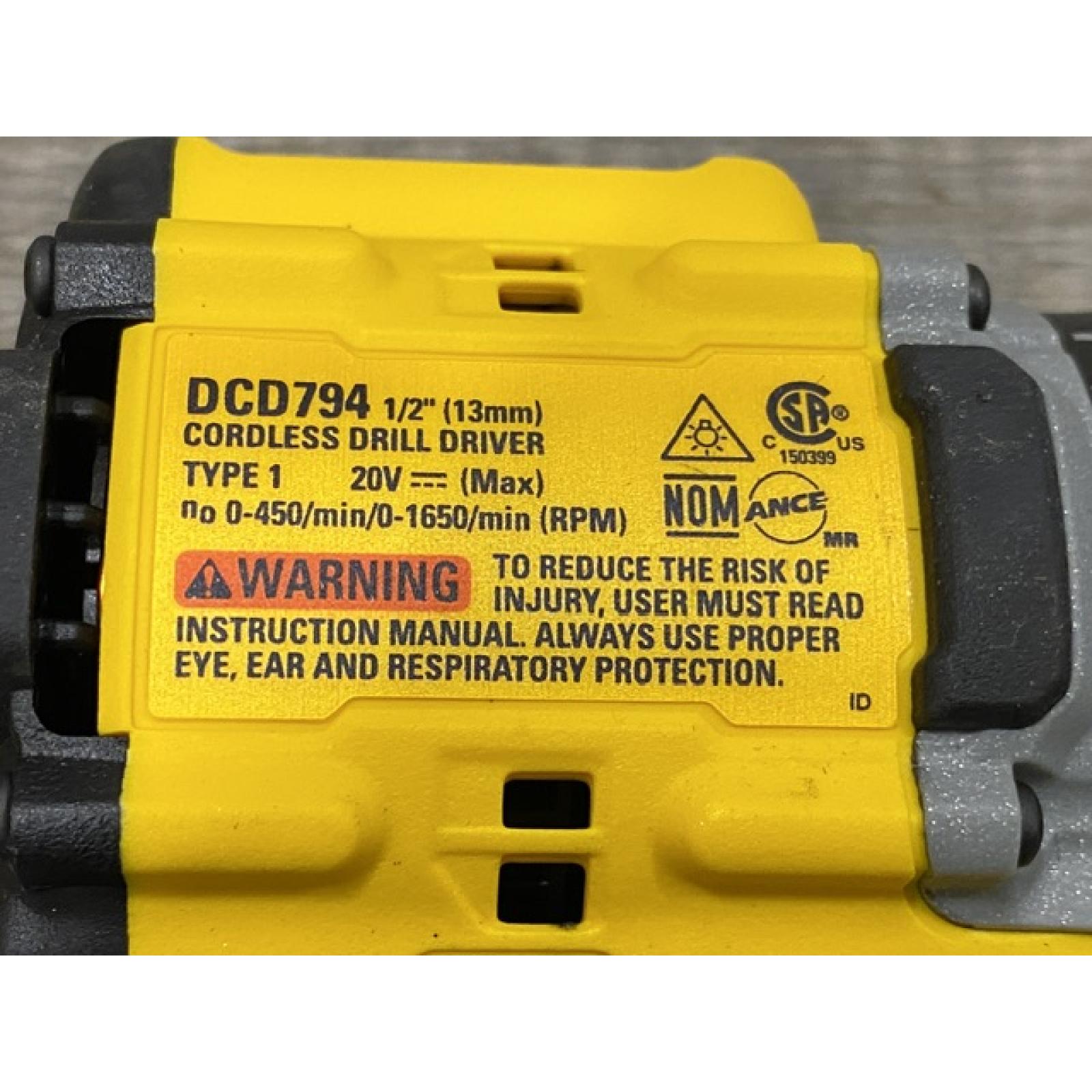 AS-IS DEWALT Atomic 20V Lithium-Ion Cordless Compact 1/2 in. Drill/Driver Kit