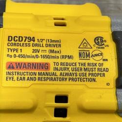 AS-IS DEWALT Atomic 20V Lithium-Ion Cordless Compact 1/2 in. Drill/Driver Kit