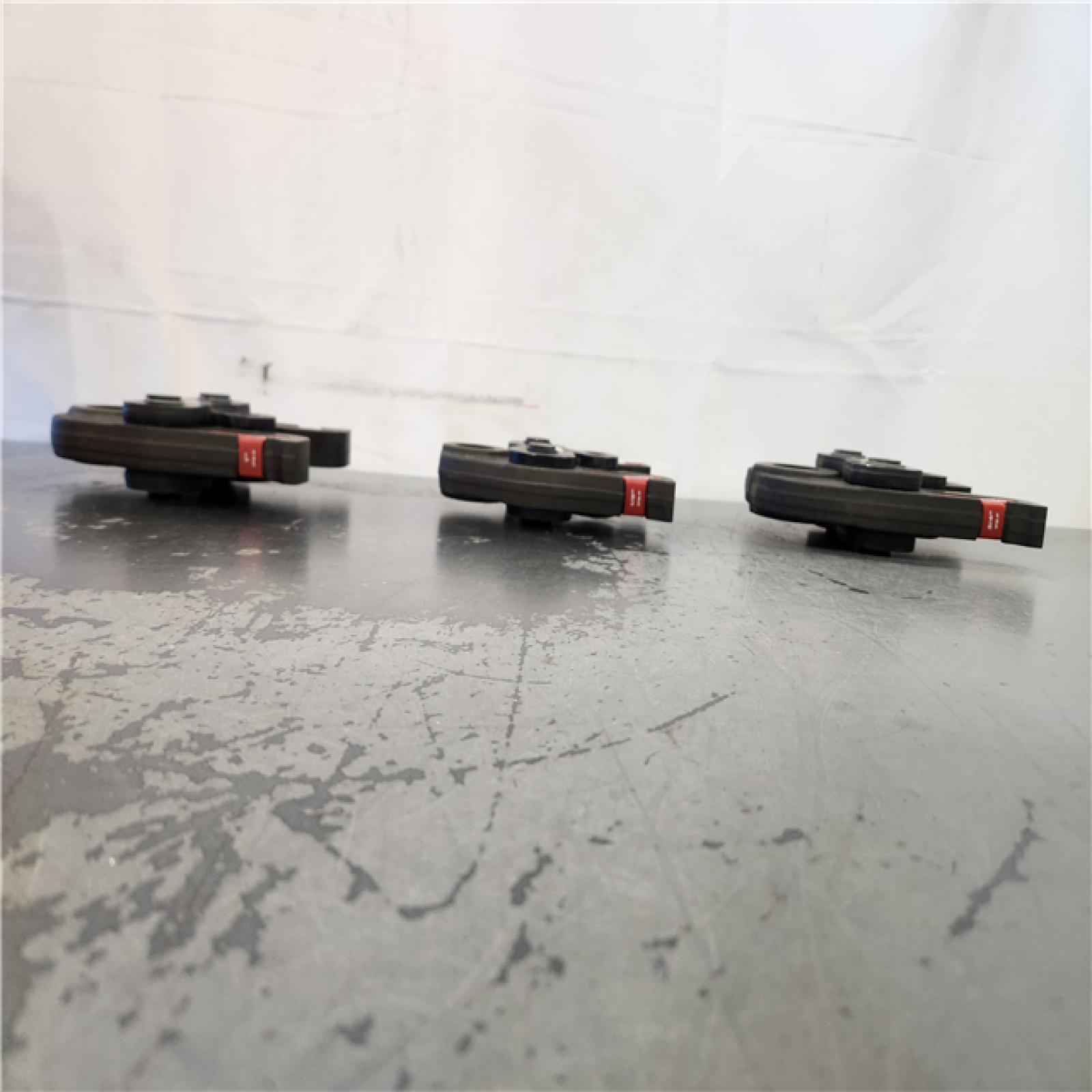 AS-IS- Milwaukee M18 1/2in. -1 in. Black Iron Press Tool Jaw Kit