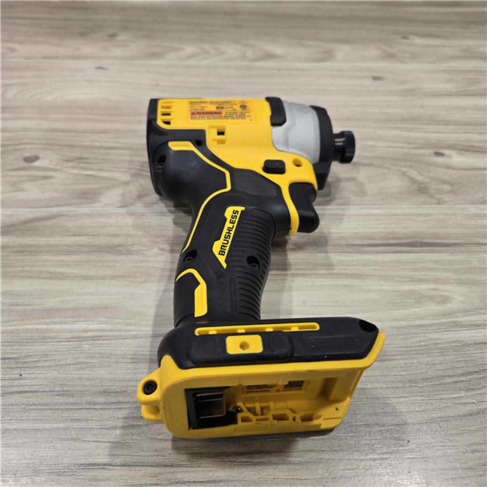 AS-IS DeWALT ATOMIC 20V MAX Cordless Compact Impact Driver Kit