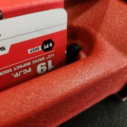 Phoenix NEW Milwaukee SHOCKWAVE 1/2 in. Drive SAE 6 Point Impact Socket Set (19-Piece) (SEALED)