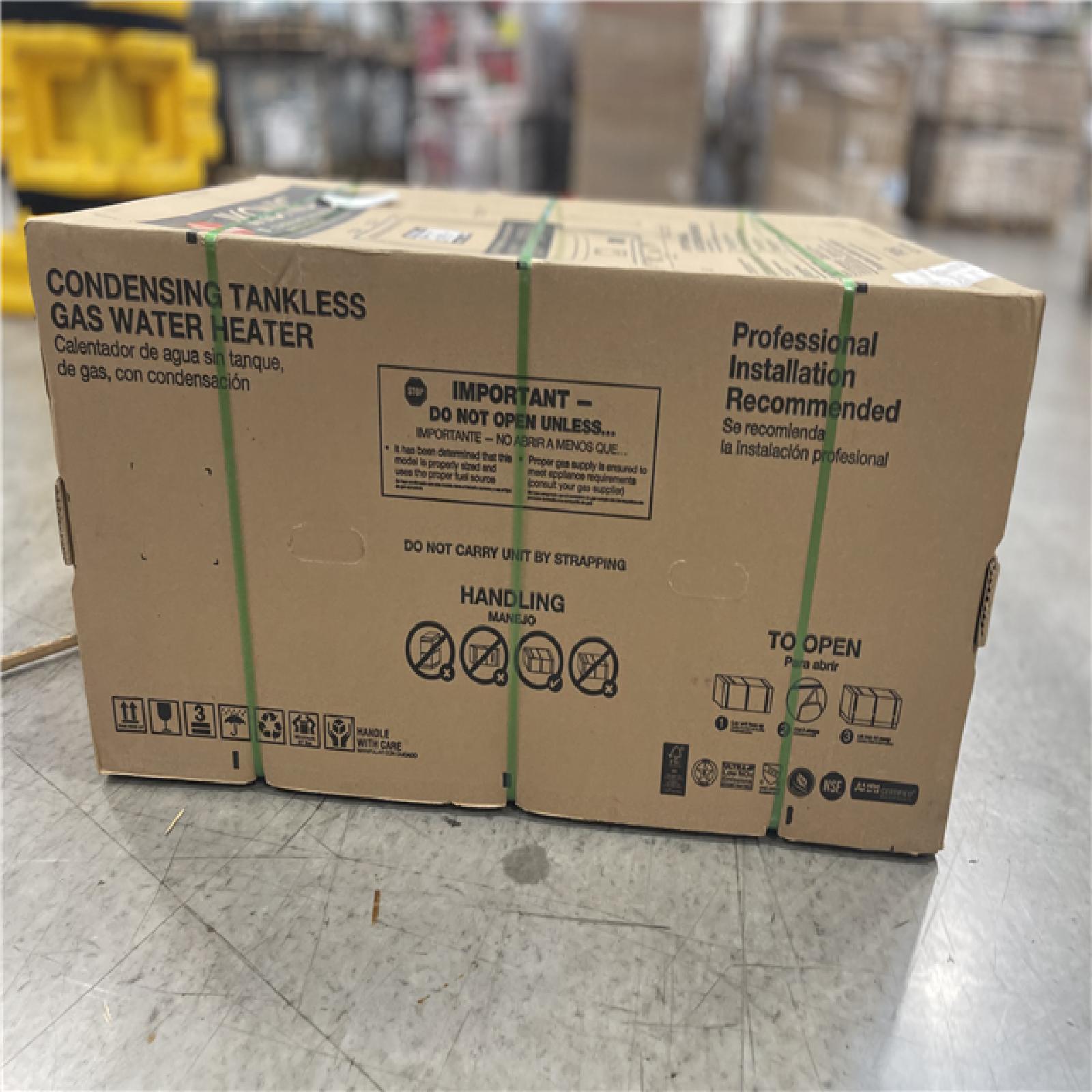 NEW! - Rheem IKONIC™ 199 MBH Indoor Condensing Natural Gas/Propane Gas Tankless Water Heater