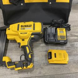 AS-IS DEWALT 20V MAX XR Lithium-Ion Cordless 18-Gauge Narrow Crown Stapler Kit