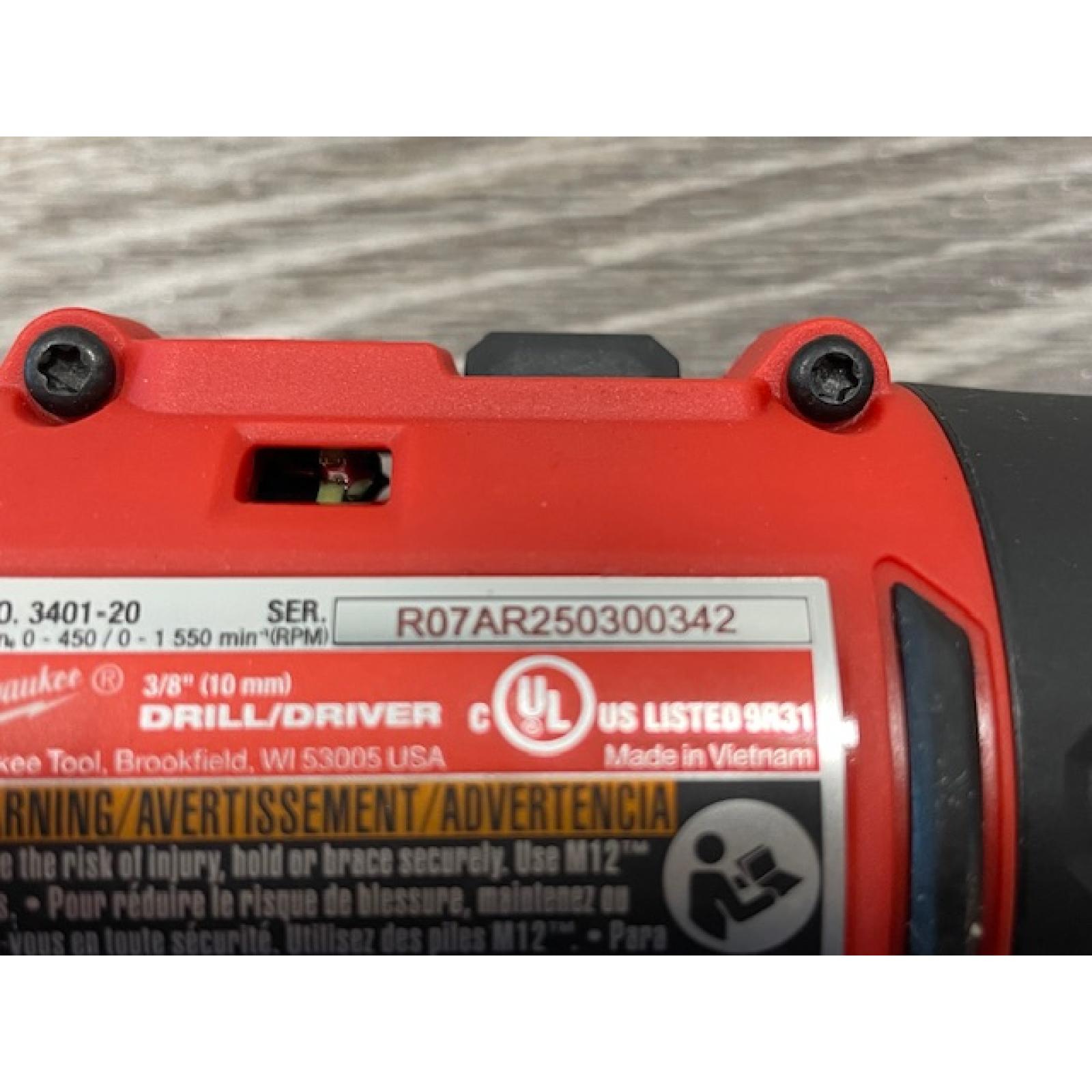 AS-IS Milwaukee 12-Volt Lithium-Ion Brushless Cordless Subcompact Brushless Drill Driver Kit