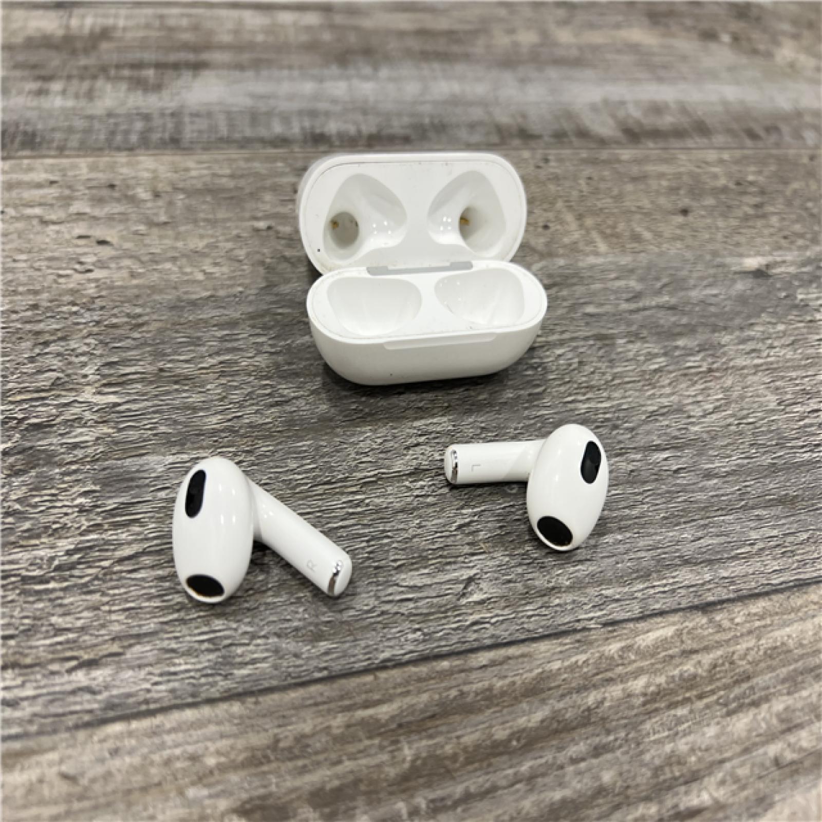 AS-IS AirPods (3rd Generation) with Lightning Charging Case