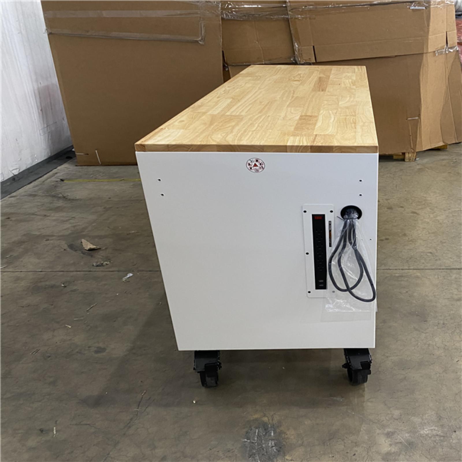 Houston Location AS IS - Husky 72 inch 18 Drawer Mobile Workbench