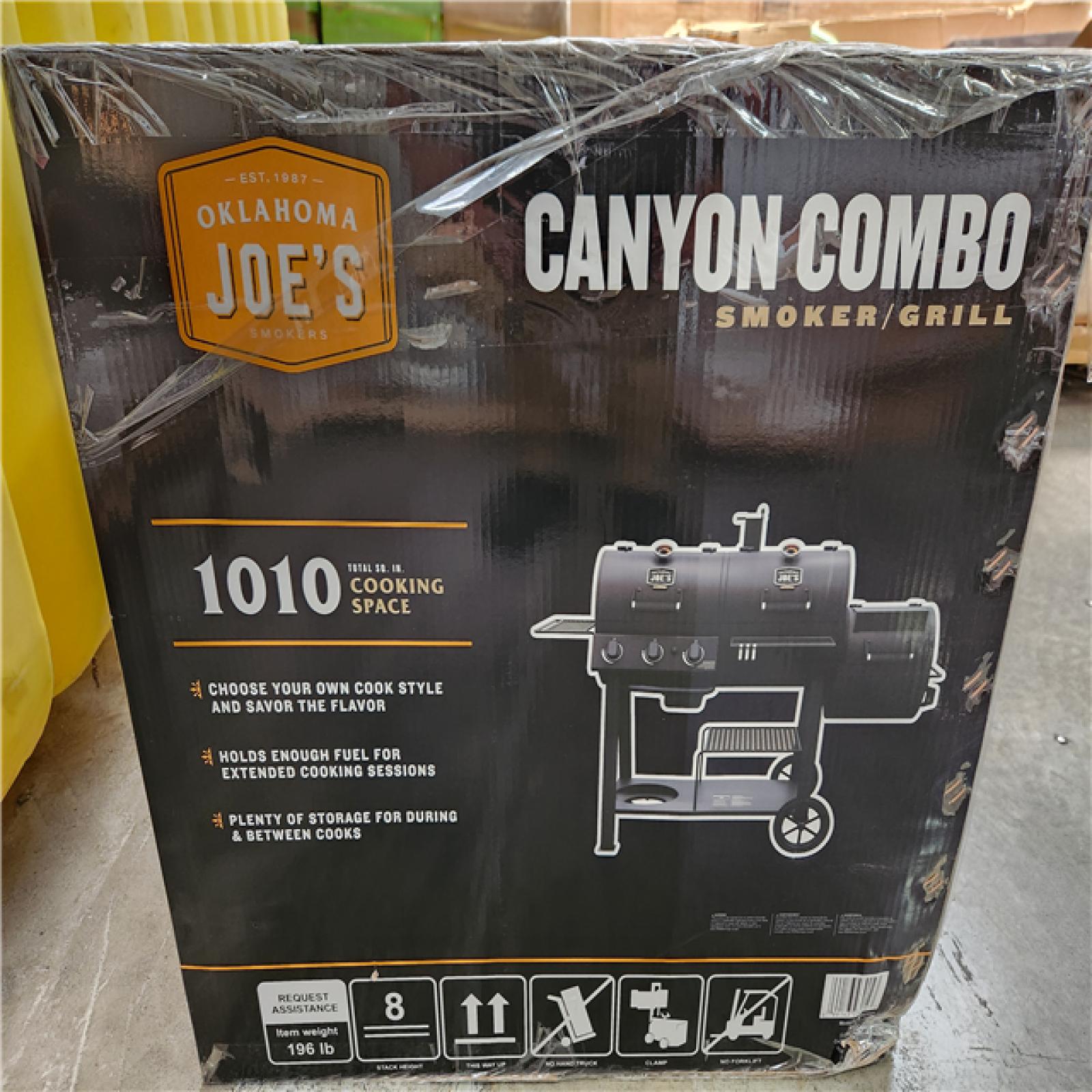 Phoenix Location NEW OKLAHOMA JOE'S 3-Burner Canyon Combo Charcoal and Gas Smoker and Grill in Black (Sealed)