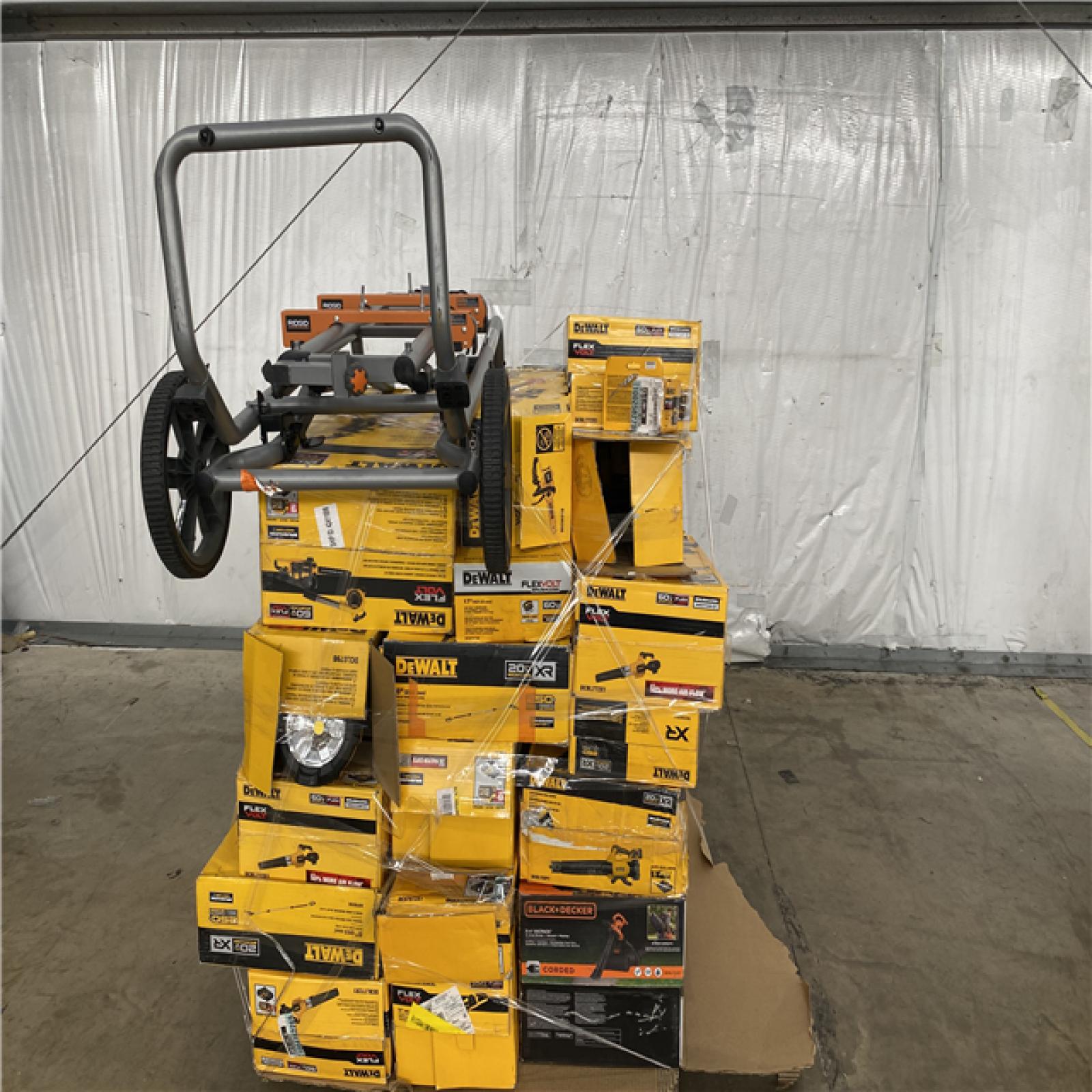 Houston Location AS IS - Tool Pallet