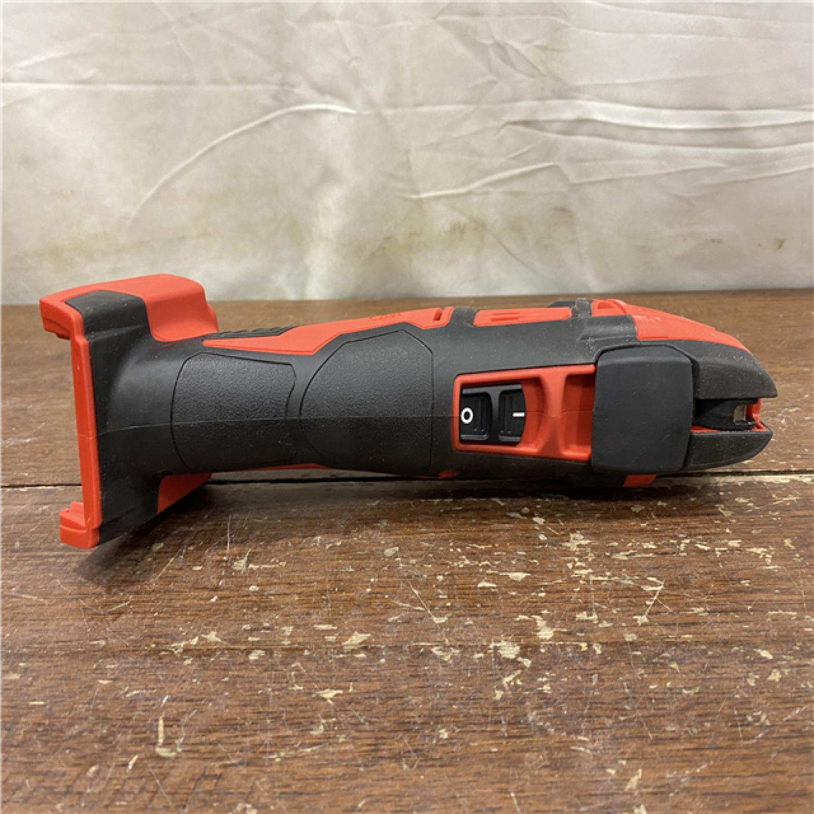 AS-IS Milwaukee 2626-20 M18 Lithium-Ion Cordless Multi-Tool (Tool Only)