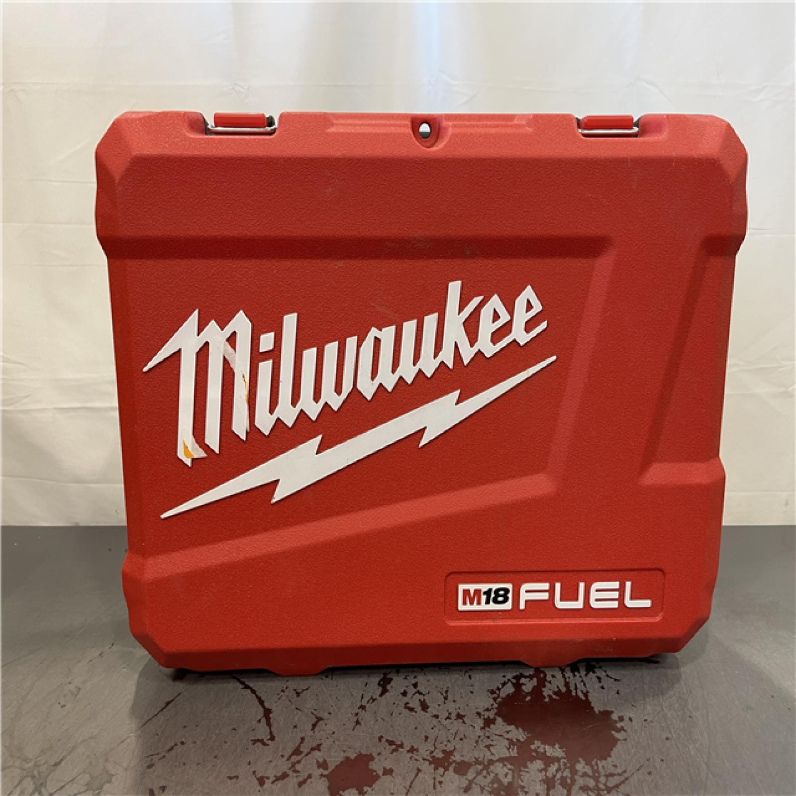AS-IS - Milwaukee M18 FUEL 18-Volt Lithium-Ion Brushless Cordless 1/2 in. Hammer Drill/Driver Kit