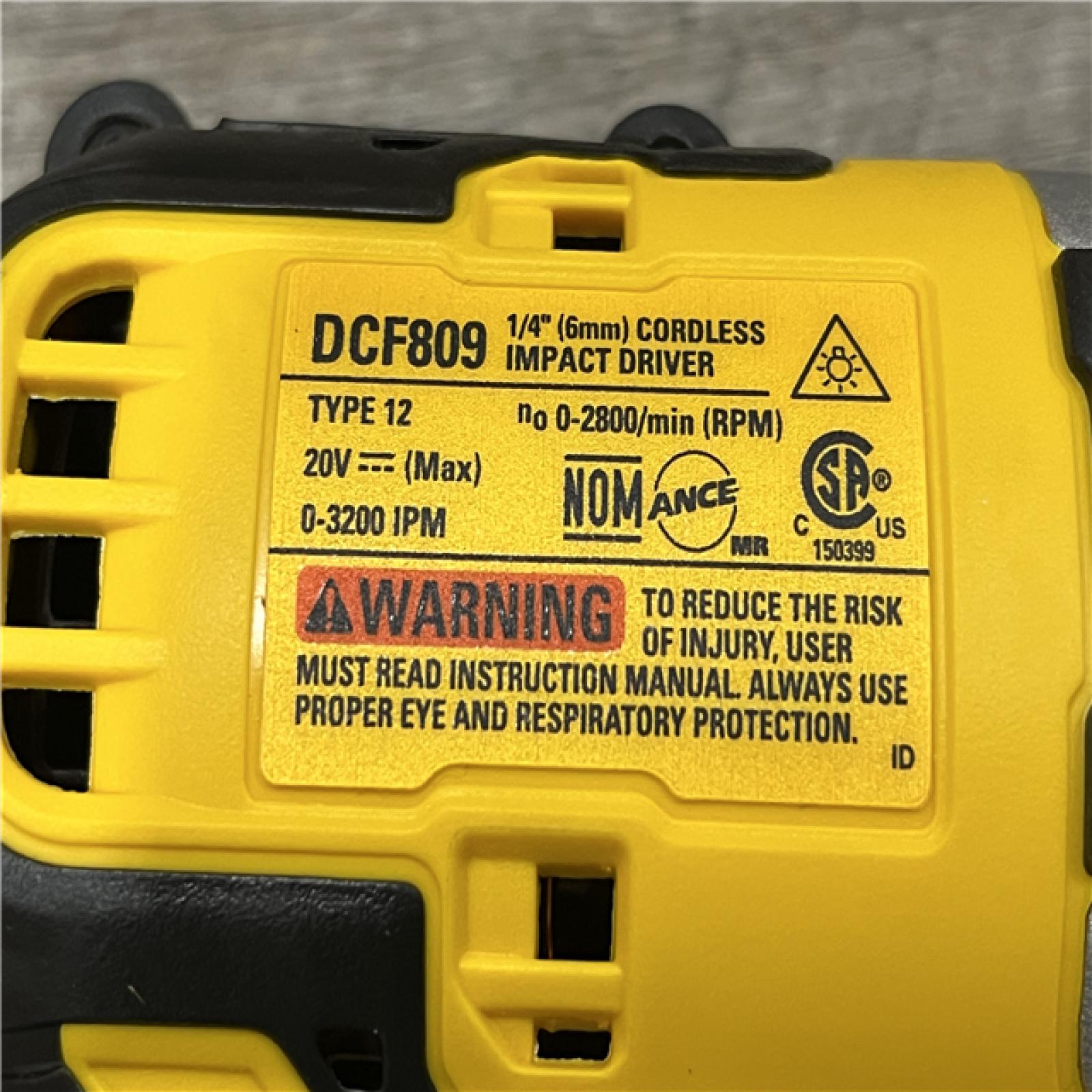 AS-IS DEWALT Atomic 20V Max Lithium-Ion Brushless Cordless Compact 1/4 in. Impact Driver Kit