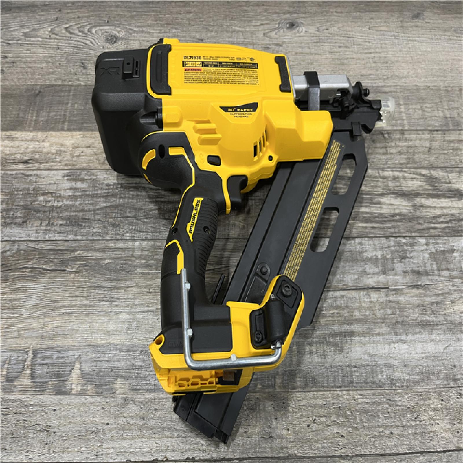 AS-IS DEWALT 20V 30 Degree Cordless Framing Nailer (Tool-Only)