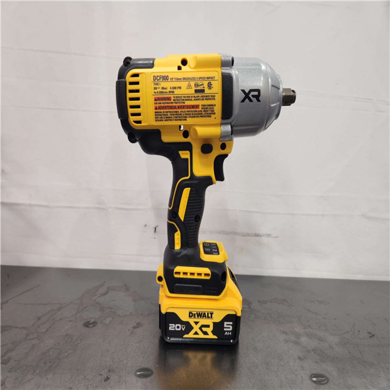 AS-IS- DEWALT 20V MAX* XR 1/2  High Torque Impact Wrench with Hog Ring Anvil