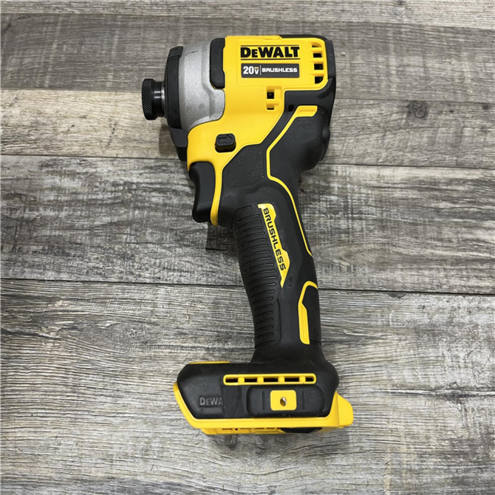 AS-IS DEWALT Atomic 20V Max Lithium-Ion Brushless Cordless Compact 1/4 in. Impact Driver Kit