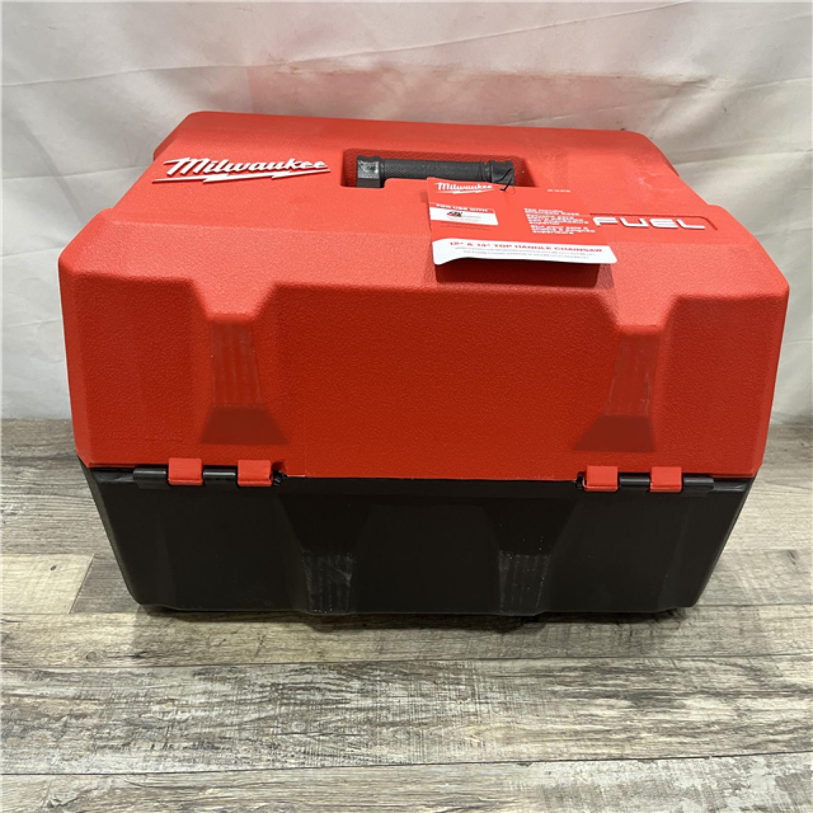 NEW - Milwaukee Tool Top Handle Chainsaw Case