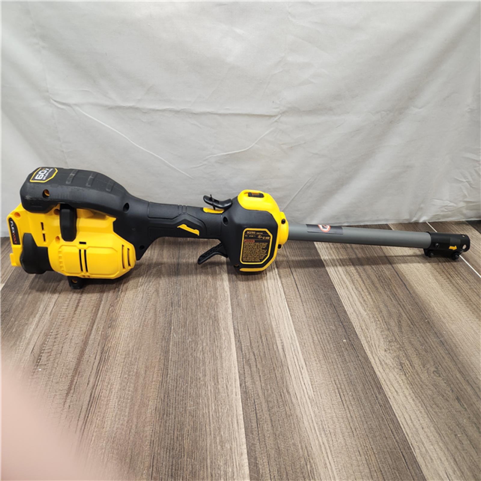 AS-IS- DeWalt FLEXVOLT 60V MAX Brushless Cordless 17-Inch Attachment Capable String Trimmer (Tool Only)