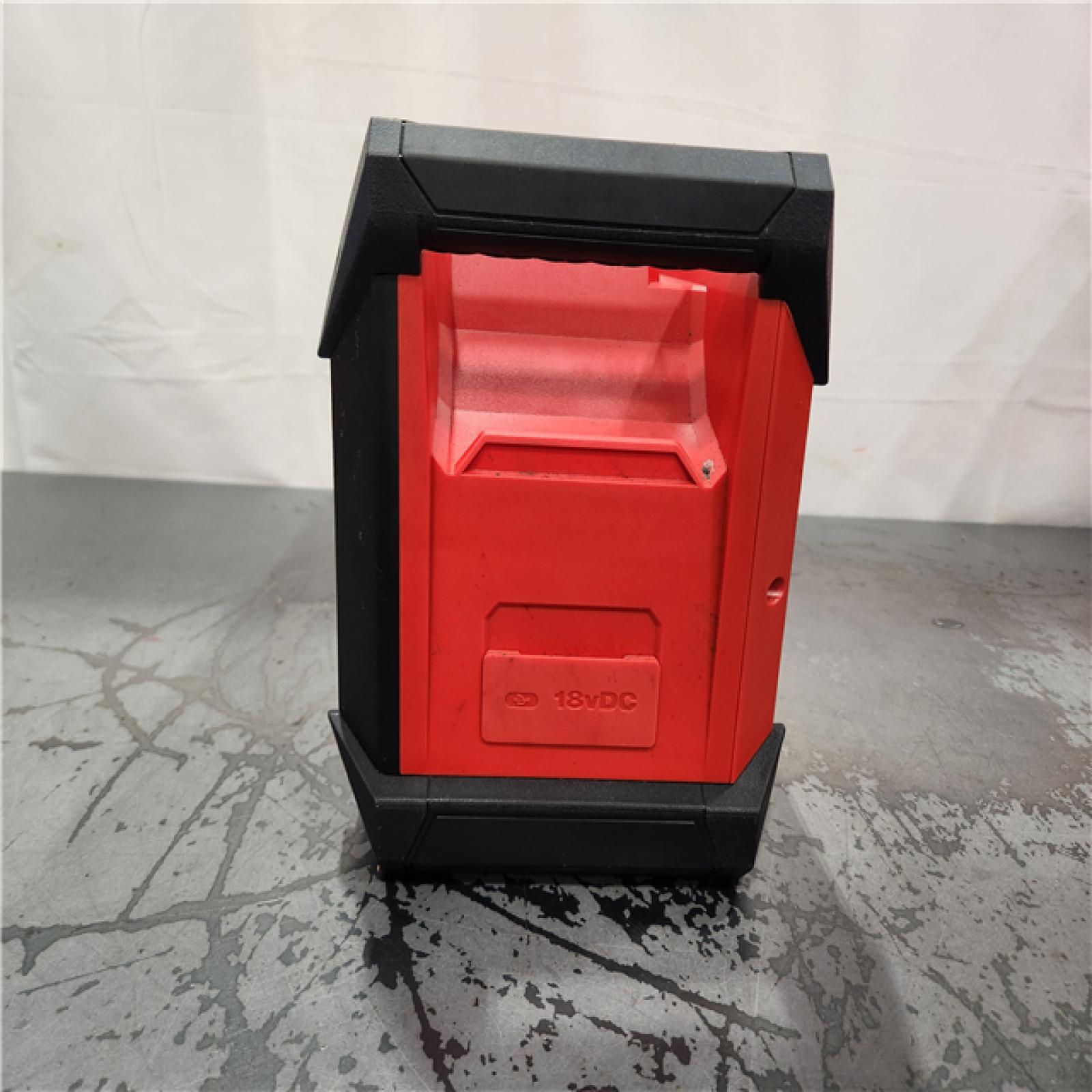 AS-IS- Milwaukee 2952-20 M18 18V Bluetooth Jobsite Radio