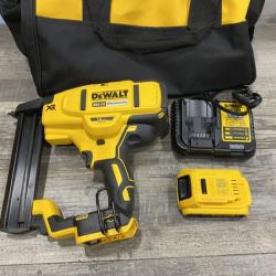 AS-IS DEWALT 20V MAX XR Lithium-Ion Cordless 18-Gauge Narrow Crown Stapler Kit