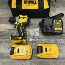 AS-IS DEWALT 20V XR Lithium-Ion Cordless Brushless 1/2 in. Drill/Driver Kit