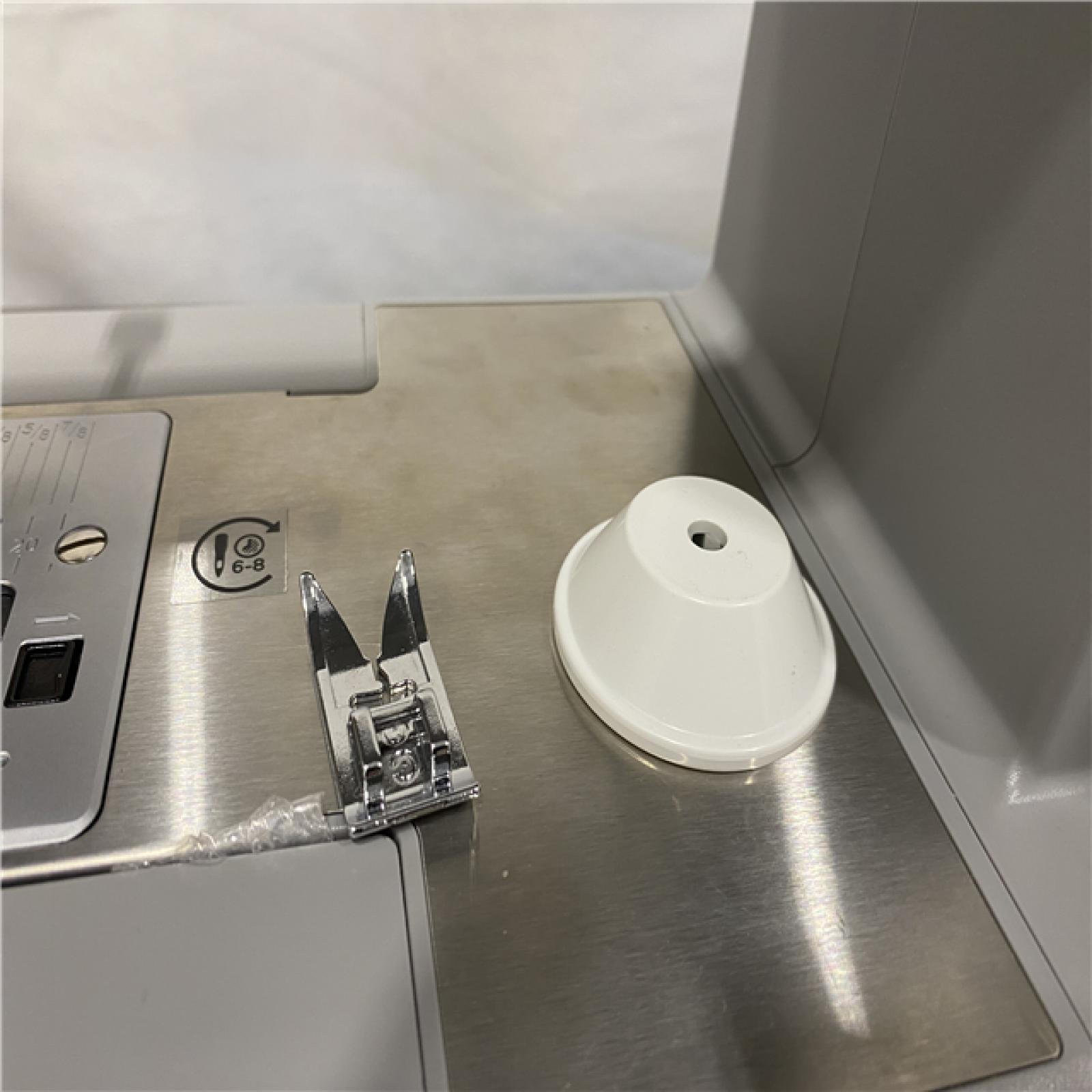 AS-IS Singer - 64S Heavy Duty Sewing Machine with Extension Table - Gray