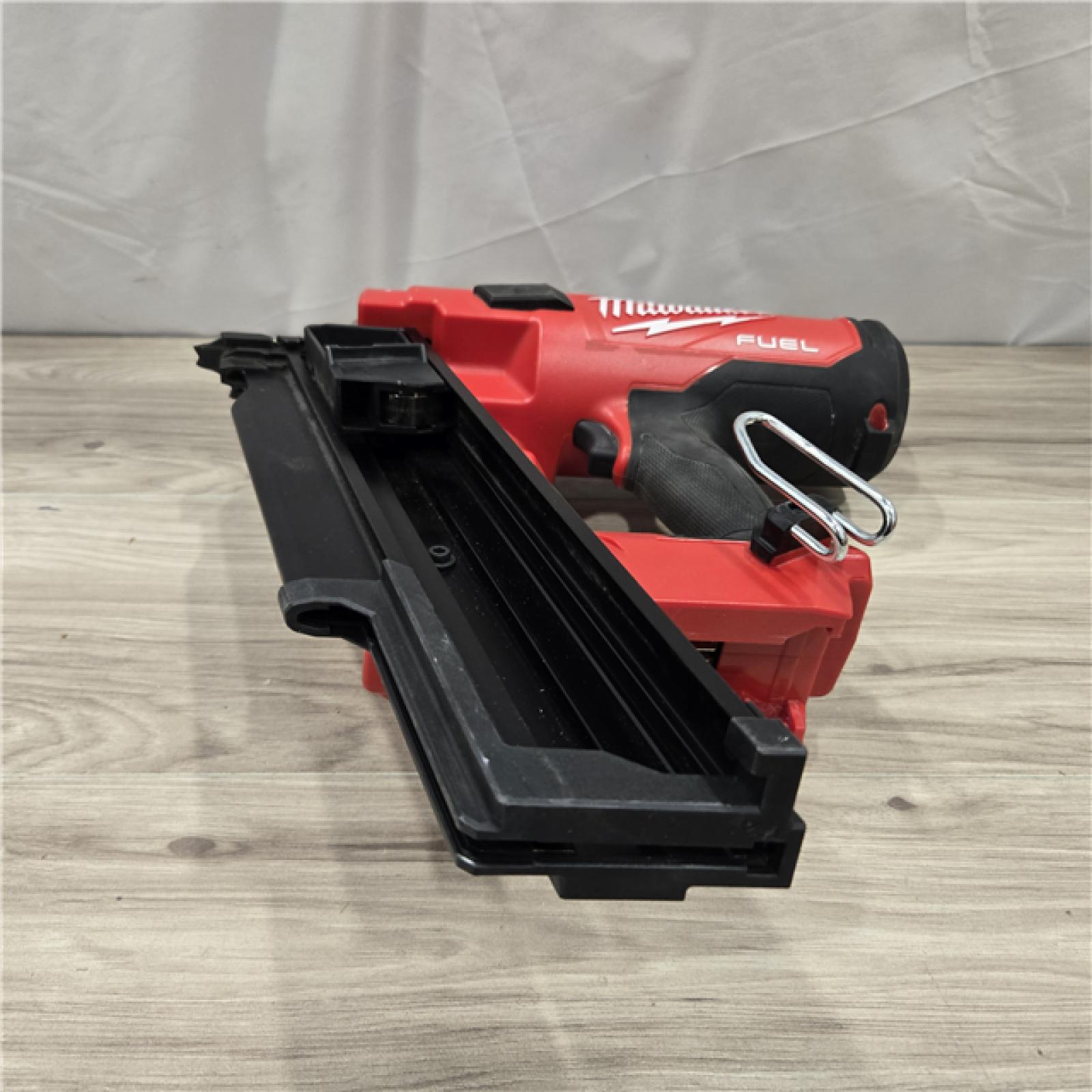 AS-IS Milwaukee 2744-20 M18 FUEL 3-1/2 in. 18V 21-Degree Cordless Framing Nailer (Tool-Only)