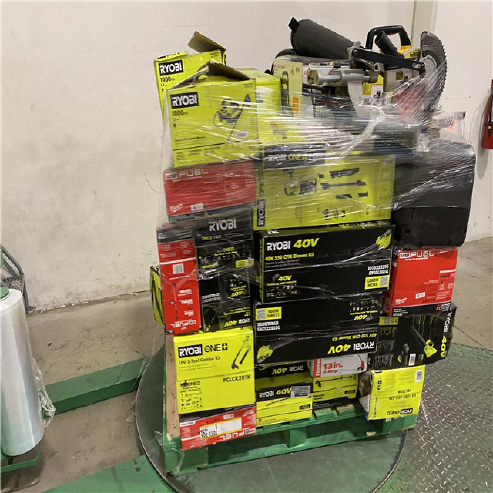 Dallas Location - As-Is Tool Pallet