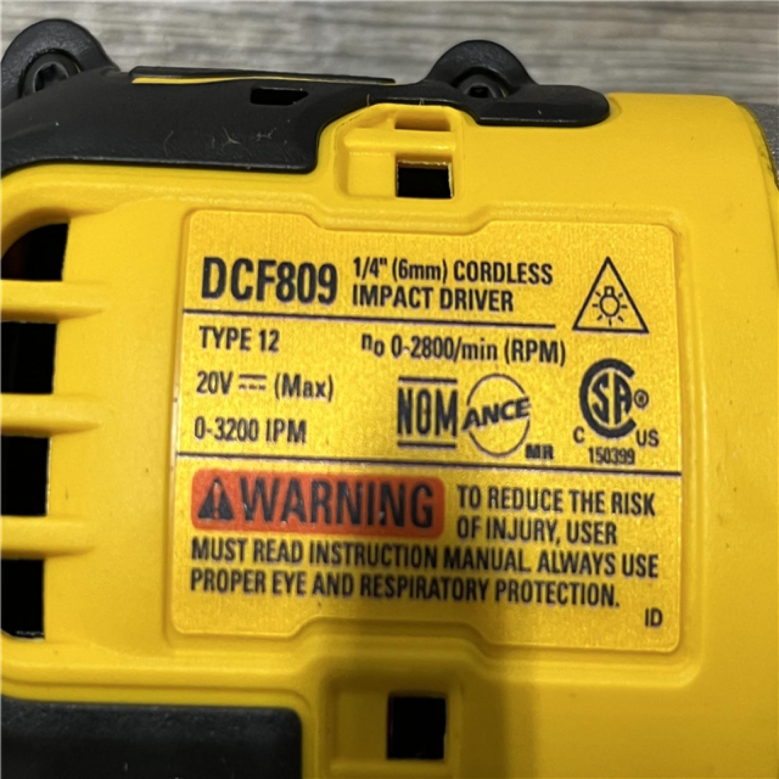 AS-IS DEWALT Atomic 20V Max Lithium-Ion Brushless Cordless Compact 1/4 in. Impact Driver Kit