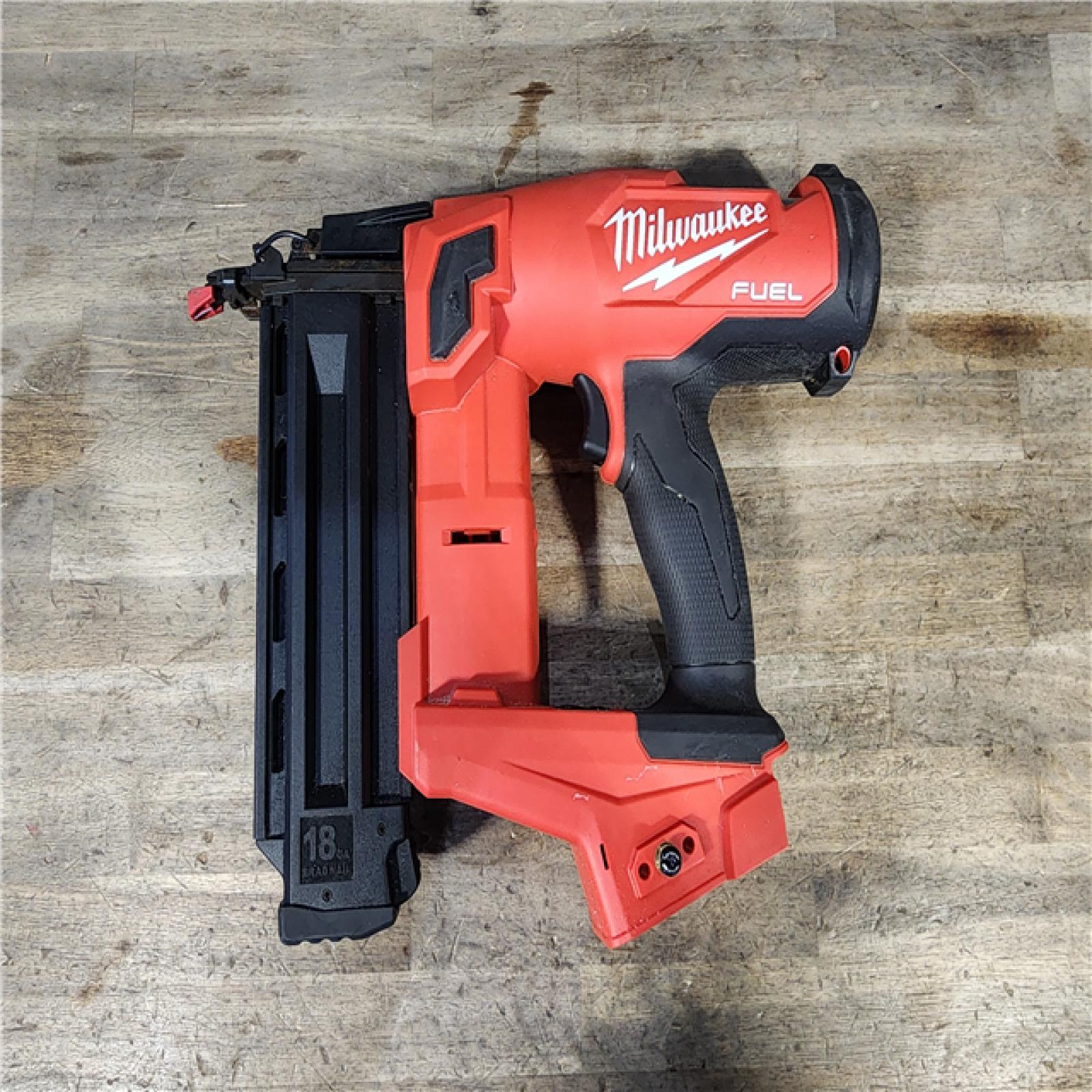 HOUSTON LOCATION - AS-IS Milwaukee M18 FUEL 18 Gauge Brad Nailer (TOOL ONLY)